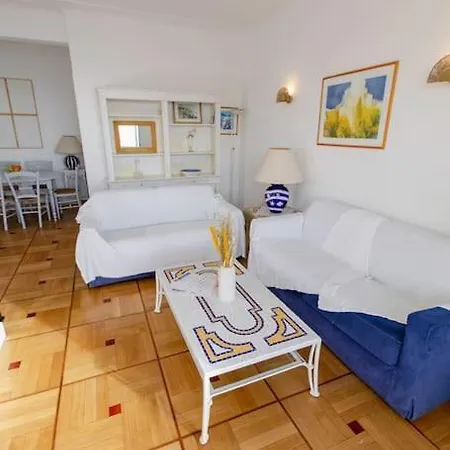 Apartment Magnifique Vue Mont Borron